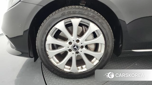 Mercedes-Benz E-Class W213 id 4411063 из Кореи 33