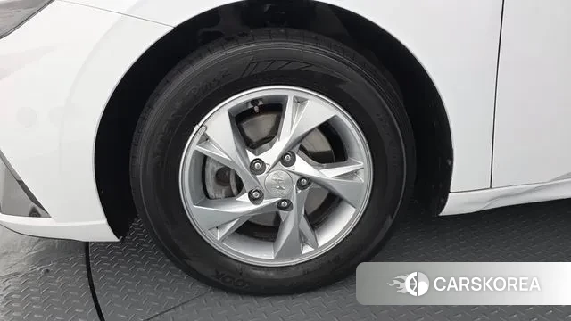 Hyundai Avante (CN7) id 3567307 из Кореи 15