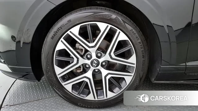 Hyundai Grandeur Hybrid (GN7) id 2998319 из Кореи 15