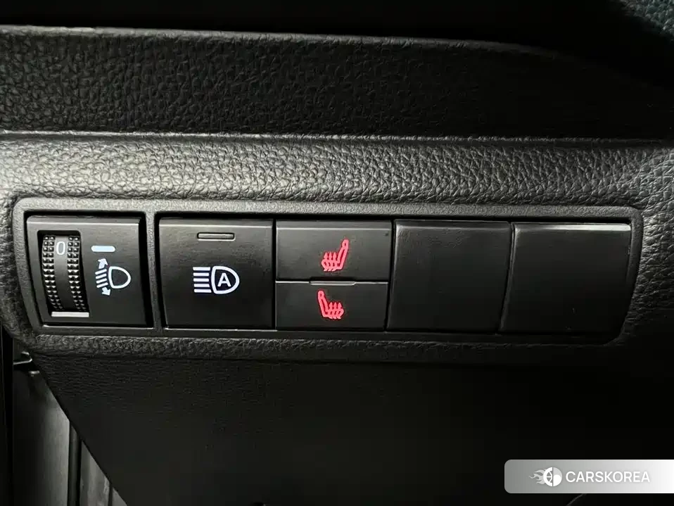 Toyota Corolla id 4576727 из Китая 17
