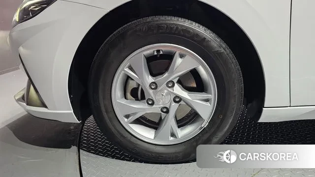 Hyundai Avante (CN7) id 3586777 из Кореи 15