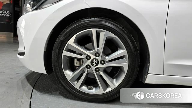 Hyundai Avante AD id 3867569 из Кореи 15