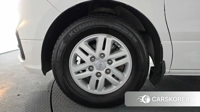 Hyundai The New Grand Starex id 3828838 из Кореи 15