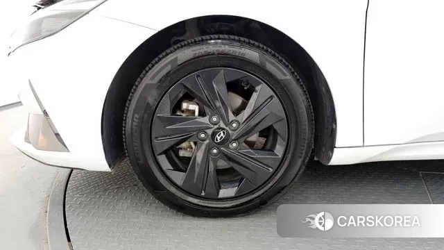 Hyundai Avante Hybrid (CN7) id 3022588 из Кореи 15