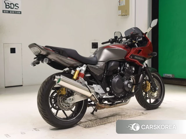 Проданный Honda CB400SF BOLDOR ABS 2017 из Японии, фото 3