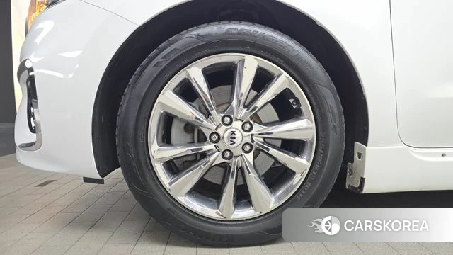 Kia The New Carnival id 4397592 из Кореи 30