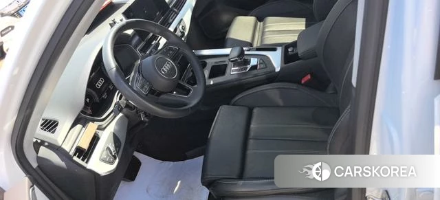 Audi A4L id 4300467 из Китая 10