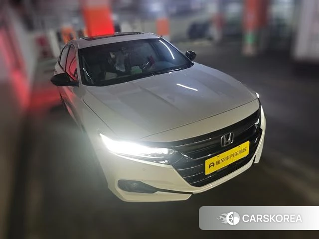 Honda Accord 2021 Белый из Китая, фото 5