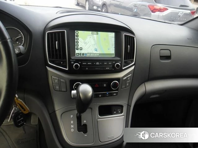 Hyundai The New Grand Starex 2018 Черный из Кореи, фото 6