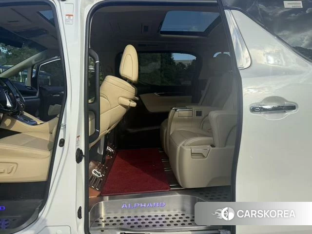 Toyota Elfa id 4222341 из Китая 14