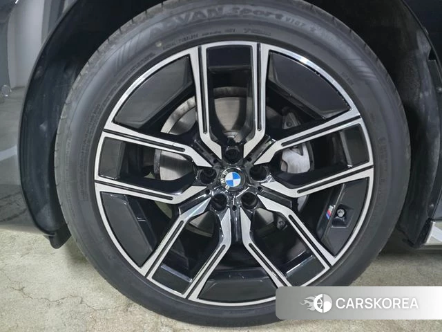 BMW 7 Series (G70) id 4392464 из Кореи 15
