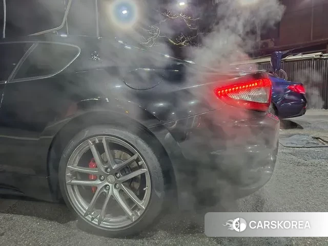 Maserati GranTurismo id 3515012 из Кореи 11