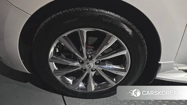 Kia The New Carnival id 3636363 из Кореи 15