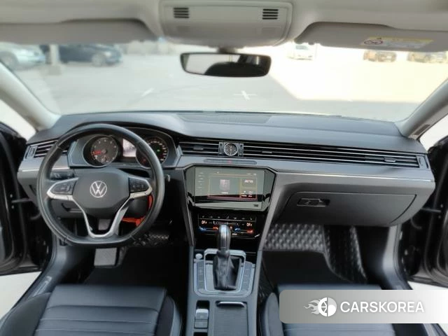 Volkswagen Magotan 2022 Черный из Китая, фото 6