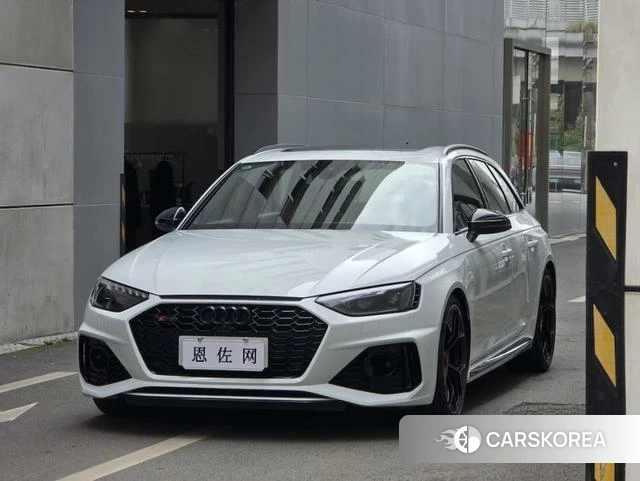 Audi RS 4 id 4353420 из Китая 7