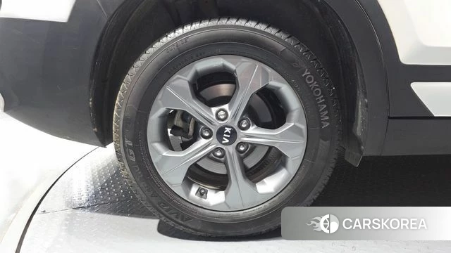 Kia Seltos id 4429384 из Кореи 25