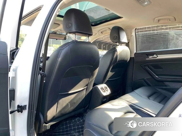 Volkswagen Lingdu 2021 Белый из Китая, фото 5