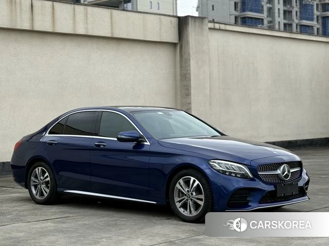 Mercedes-Benz Class C id 4297322 из Китая 10