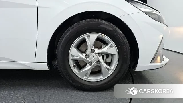 Hyundai Avante (CN7) id 3697163 из Кореи 16