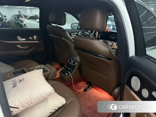 Mercedes-Benz E-class id 3993833 из Китая 5