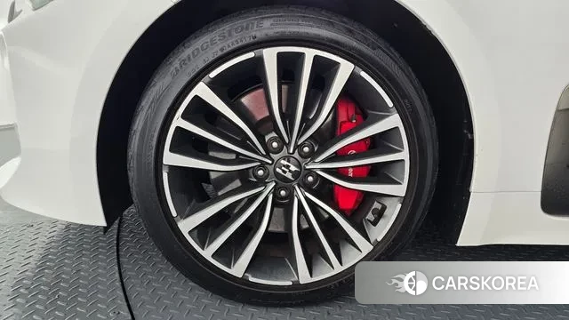 Kia Stinger id 3526508 из Кореи 15