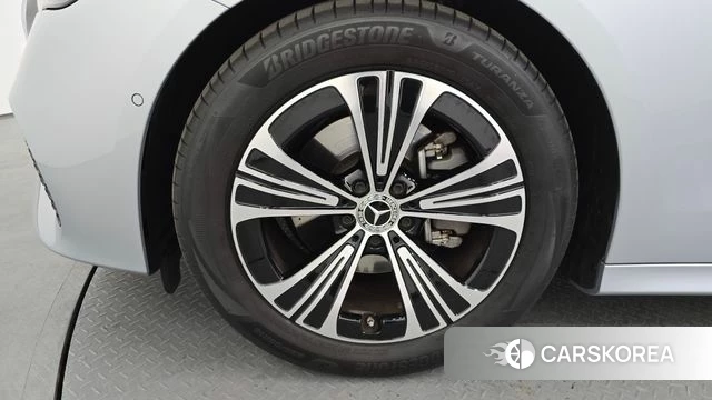 Mercedes-Benz E-Class W214 id 3896508 из Кореи 15