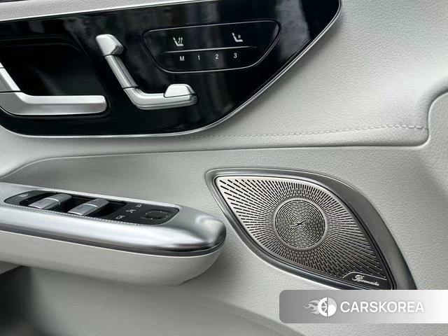 Mercedes-Benz EQE 2023 Черный из Китая, фото 5