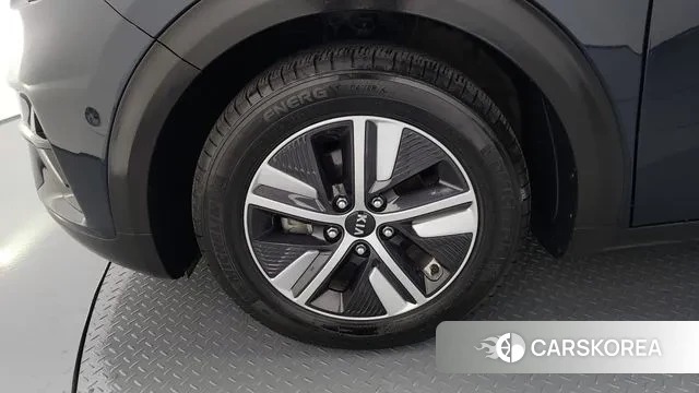 Kia The New Niro id 3449102 из Кореи 15