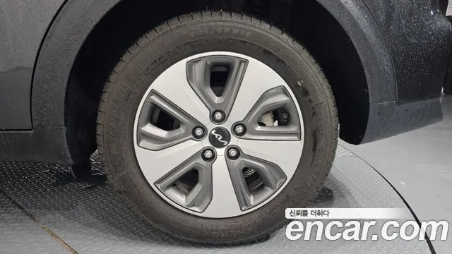 Kia The New Niro id 2935681 из Кореи 15