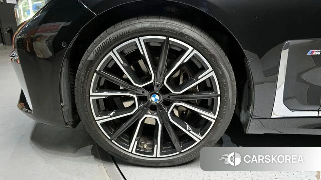 BMW 7 Series (G11) id 3892478 из Кореи 15