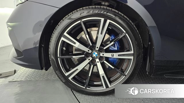BMW 5 Series (G60) id 4414385 из Кореи 27