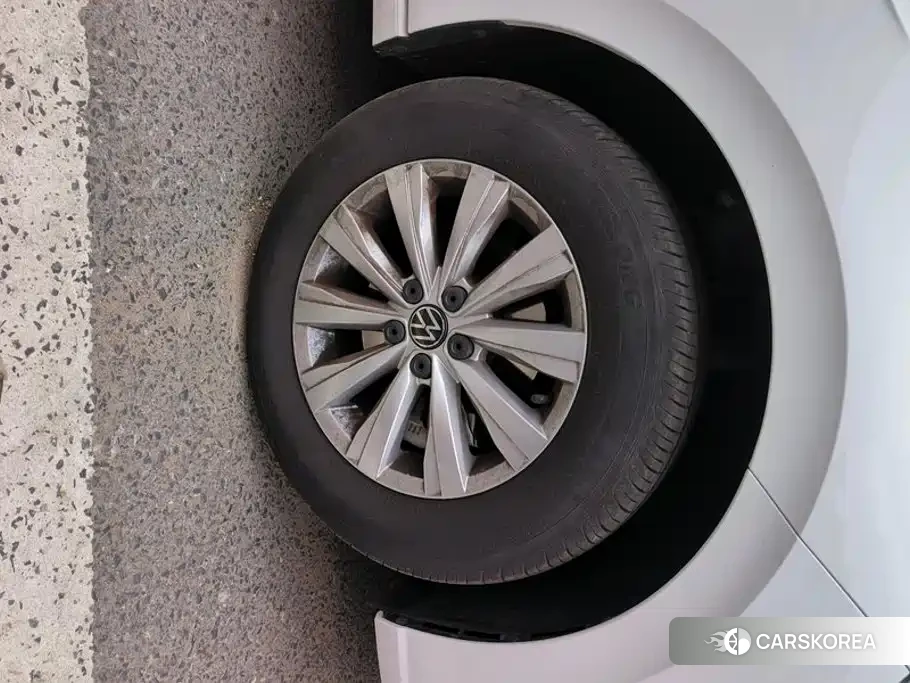 Volkswagen Lavida id 4553875 из Китая 11