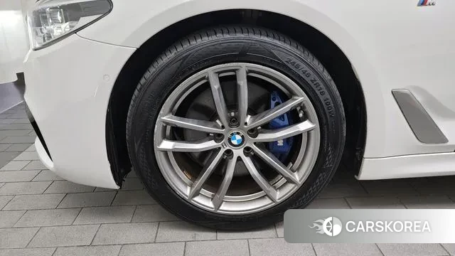 BMW 5 Series (G30) id 3336752 из Кореи 15