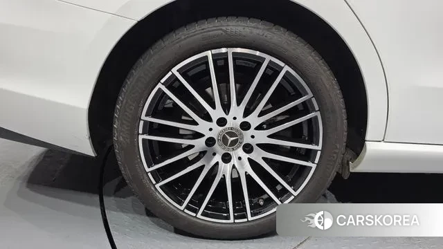 Mercedes-Benz C-Class W205 id 3675468 из Кореи 15