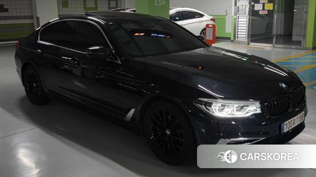 BMW 5 Series (G30) id 4188111 из Кореи 14