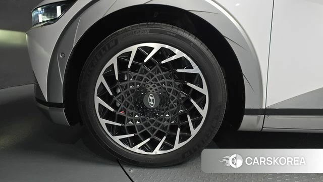 Hyundai Ionic 5 id 4280342 из Кореи 15