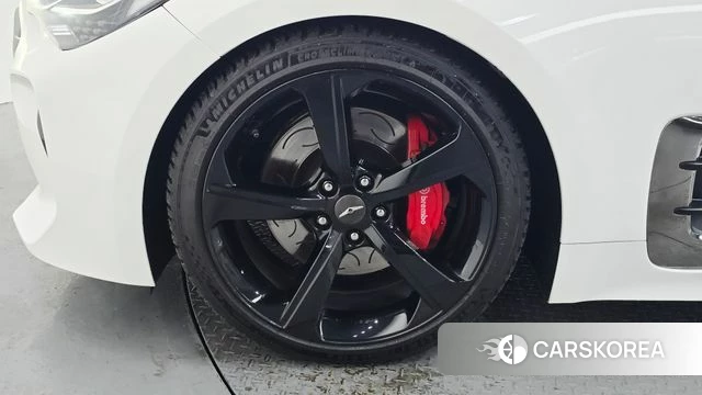 Kia Stinger Meister id 4619190 из Кореи 15