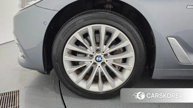 BMW 5 Series (G30) id 4742104 из Кореи 15