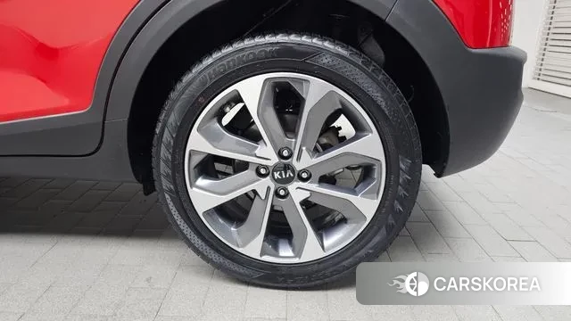 Kia Stonic id 3765871 из Кореи 15