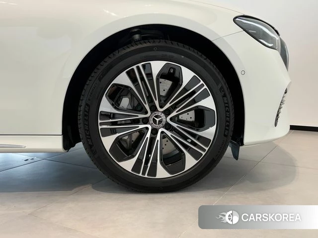 Mercedes-Benz E-Class W214 id 4739115 из Кореи 15