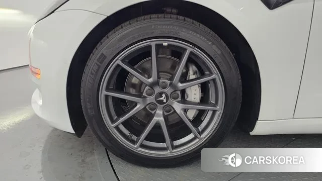 Tesla Model 3 id 3022585 из Кореи 15