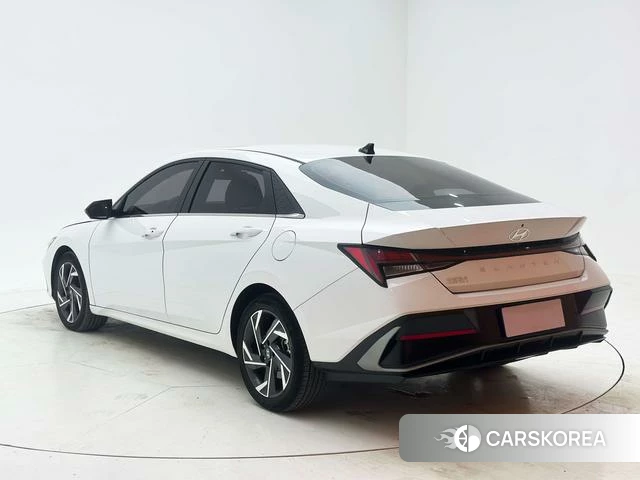 Hyundai Elantra id 4290704 из Китая 19