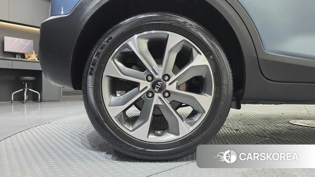 Kia Stonic id 4525881 из Кореи 15
