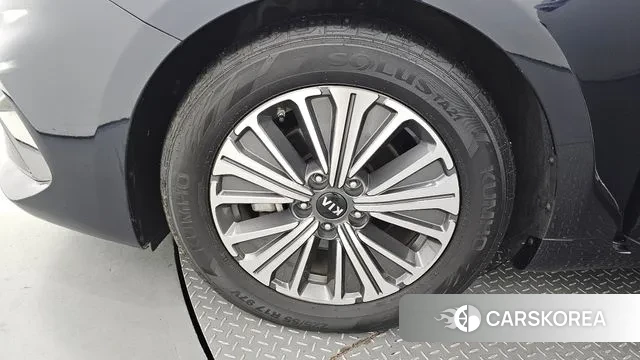 Kia K7 Premier Hybrid id 3101124 из Кореи 15