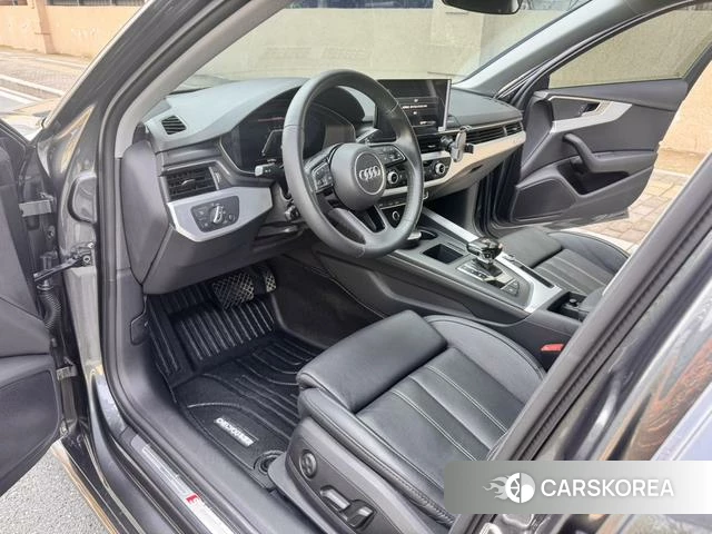 Audi A4L 2022 Темно-серый из Китая, фото 6