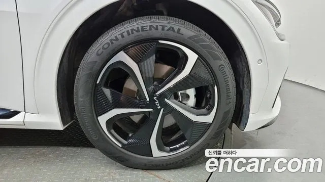 Kia EV6 id 2920120 из Кореи 15