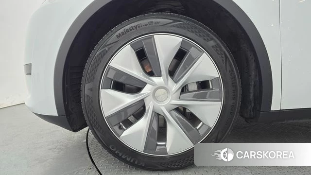 Tesla Model Y id 3909611 из Кореи 15