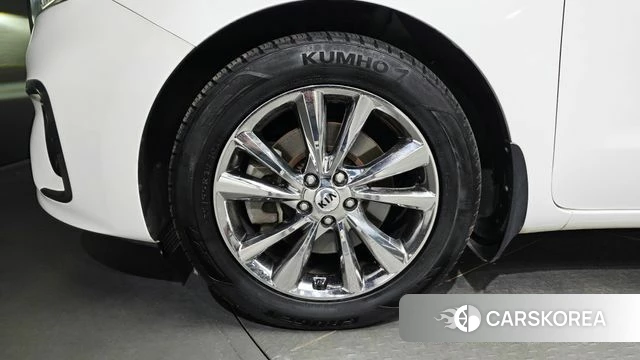Kia The New Carnival id 4458931 из Кореи 26