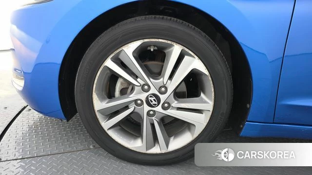 Hyundai Avante AD id 4568709 из Кореи 25