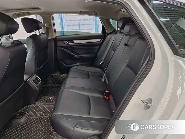 Honda Accord 2021 Белый из Китая, фото 5